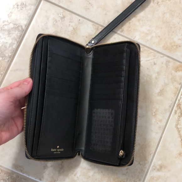 Authentic Kate spade double zip wallet - Picture 3 of 5